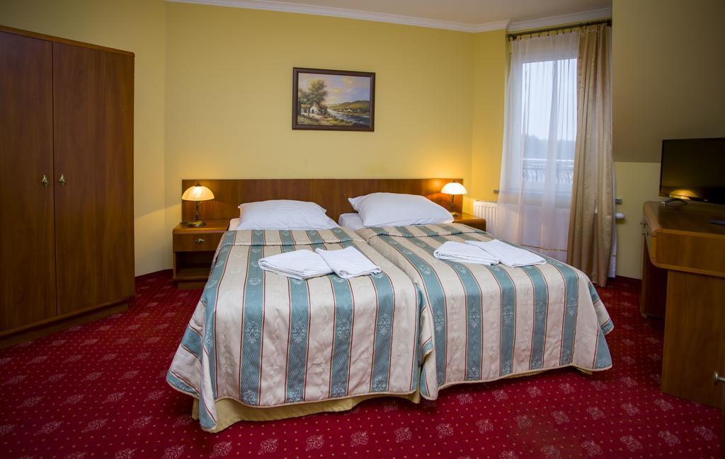 Hotel Morze Ustka Bagian luar foto