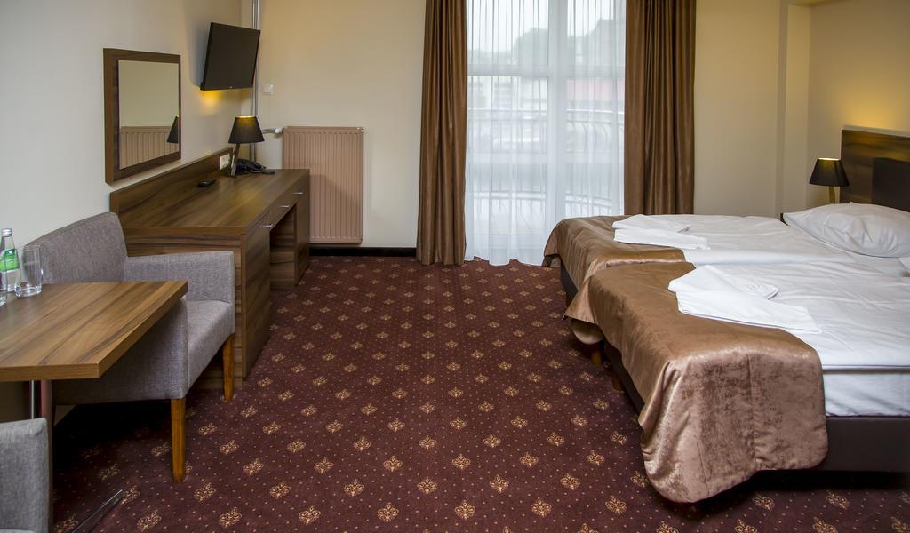 Hotel Morze Ustka Bagian luar foto