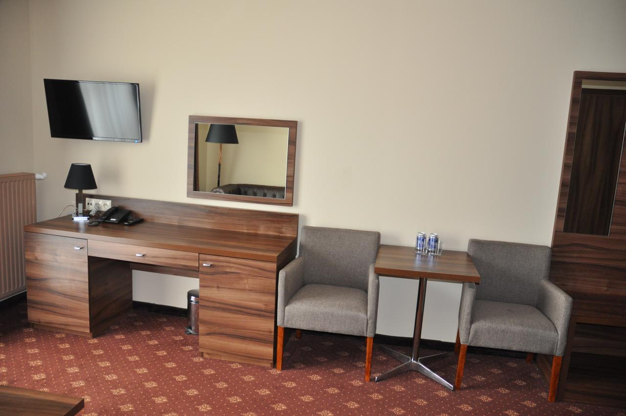 Hotel Morze Ustka Bagian luar foto