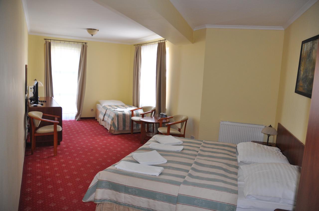 Hotel Morze Ustka Bagian luar foto