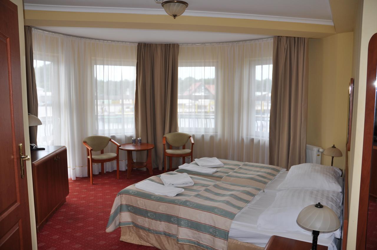 Hotel Morze Ustka Bagian luar foto
