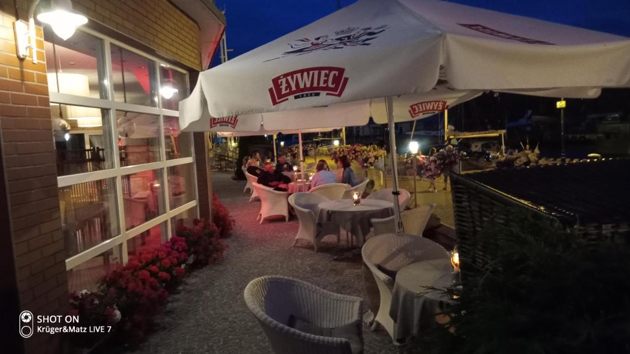 Hotel Morze Ustka Bagian luar foto