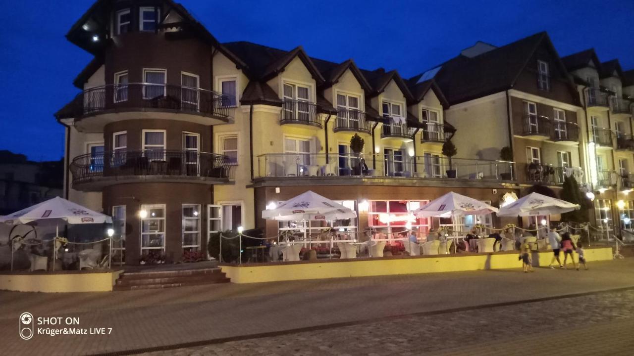 Hotel Morze Ustka Bagian luar foto