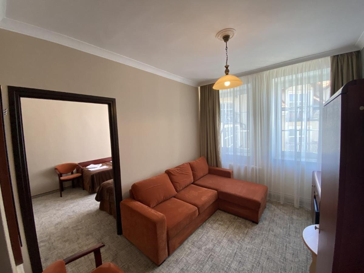 Hotel Morze Ustka Bagian luar foto