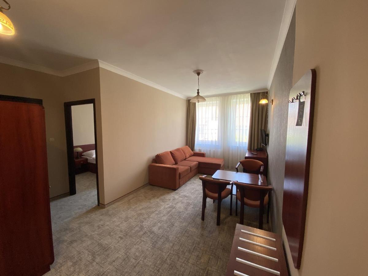 Hotel Morze Ustka Bagian luar foto